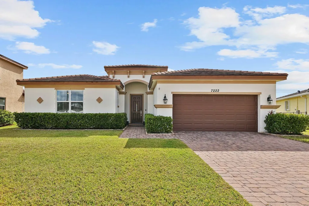 7222 NW Farnsworth Circle Port St Lucie FL 34987