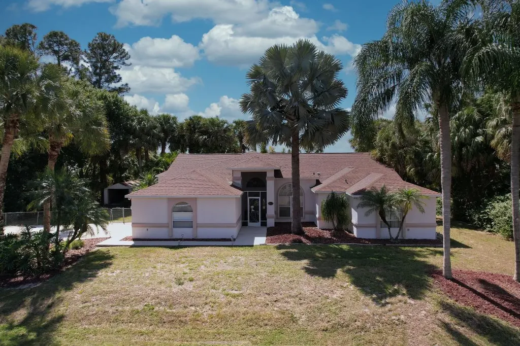 2132 SW Madruga Street Port St Lucie FL 34953