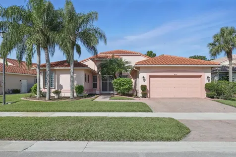 477 NW Blue Lake Drive Port St Lucie FL 34986