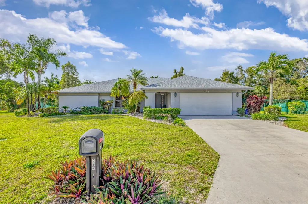 224 Infanta Court Royal Palm Beach FL 33411