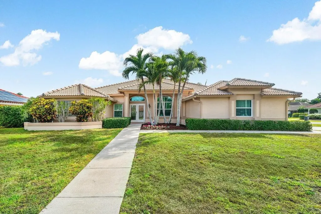 2020 Newhaven Avenue Wellington FL 33414
