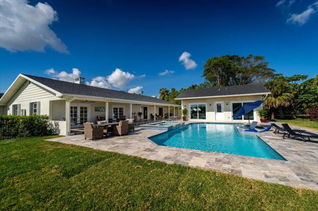724 NW Spruce Ridge Drive Stuart FL 34994