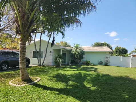 531 SE Karrigan Terrace Port St Lucie FL 34983