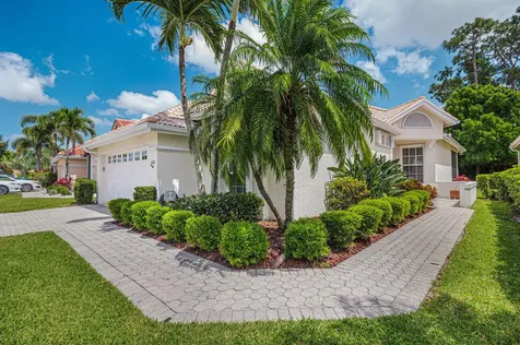 426 SW Horseshoe Bay Port St Lucie FL 34986