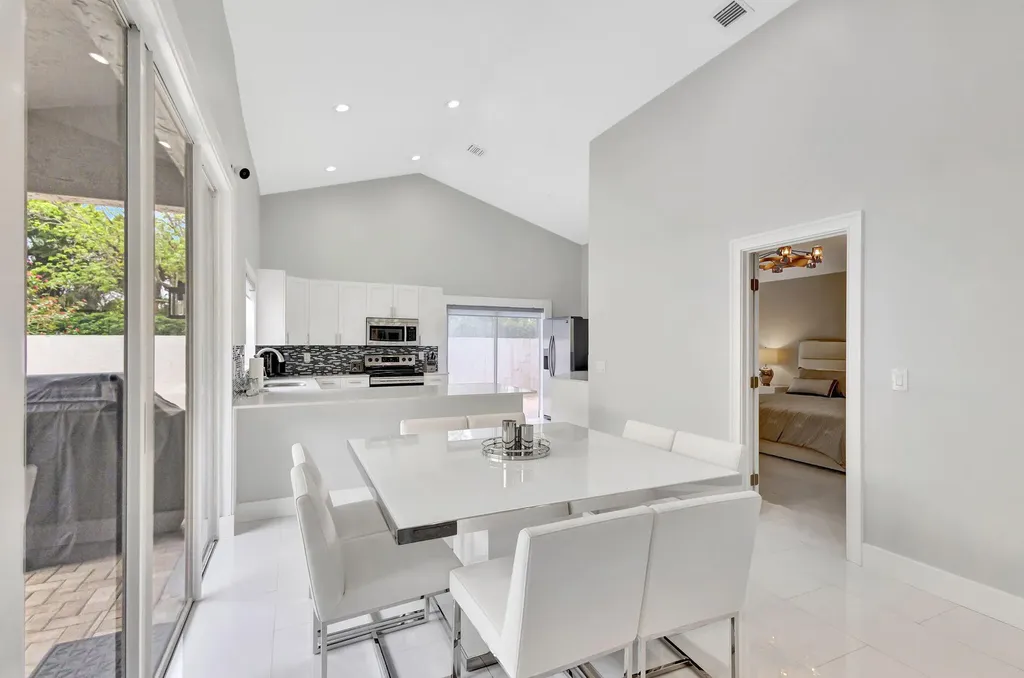 7 Wyndham Lane Palm Beach Gardens FL 33418