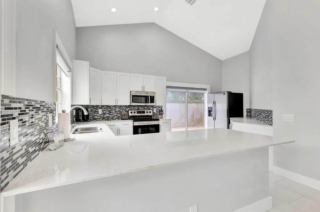 7 Wyndham Lane Palm Beach Gardens FL 33418