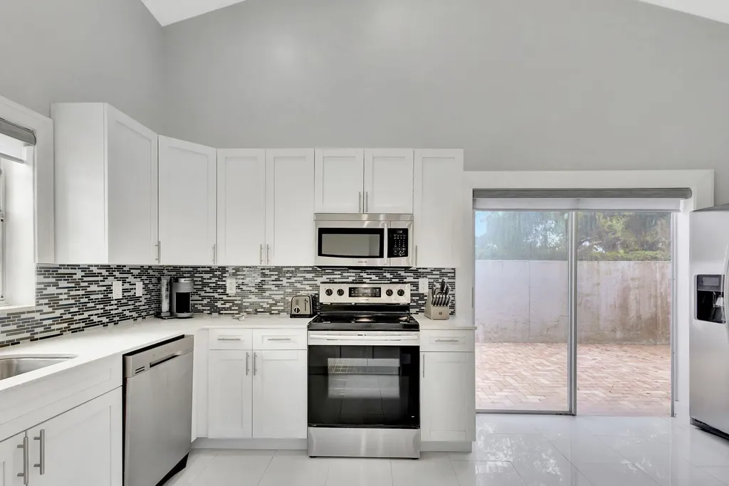 7 Wyndham Lane Palm Beach Gardens FL 33418