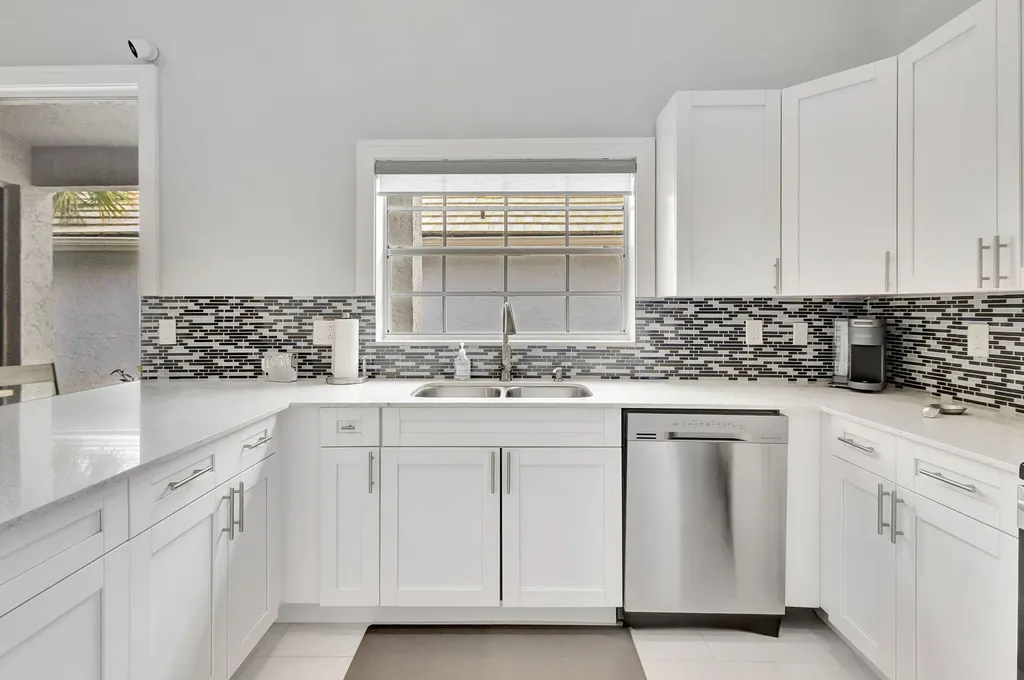 7 Wyndham Lane Palm Beach Gardens FL 33418