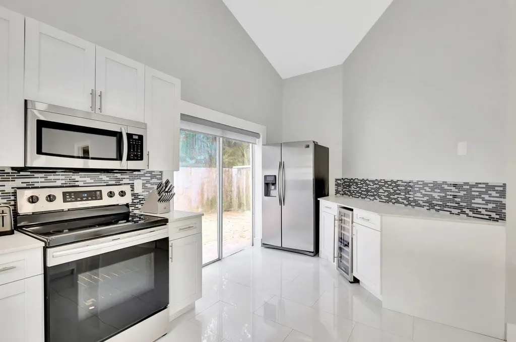 7 Wyndham Lane Palm Beach Gardens FL 33418