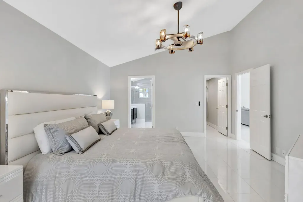 7 Wyndham Lane Palm Beach Gardens FL 33418
