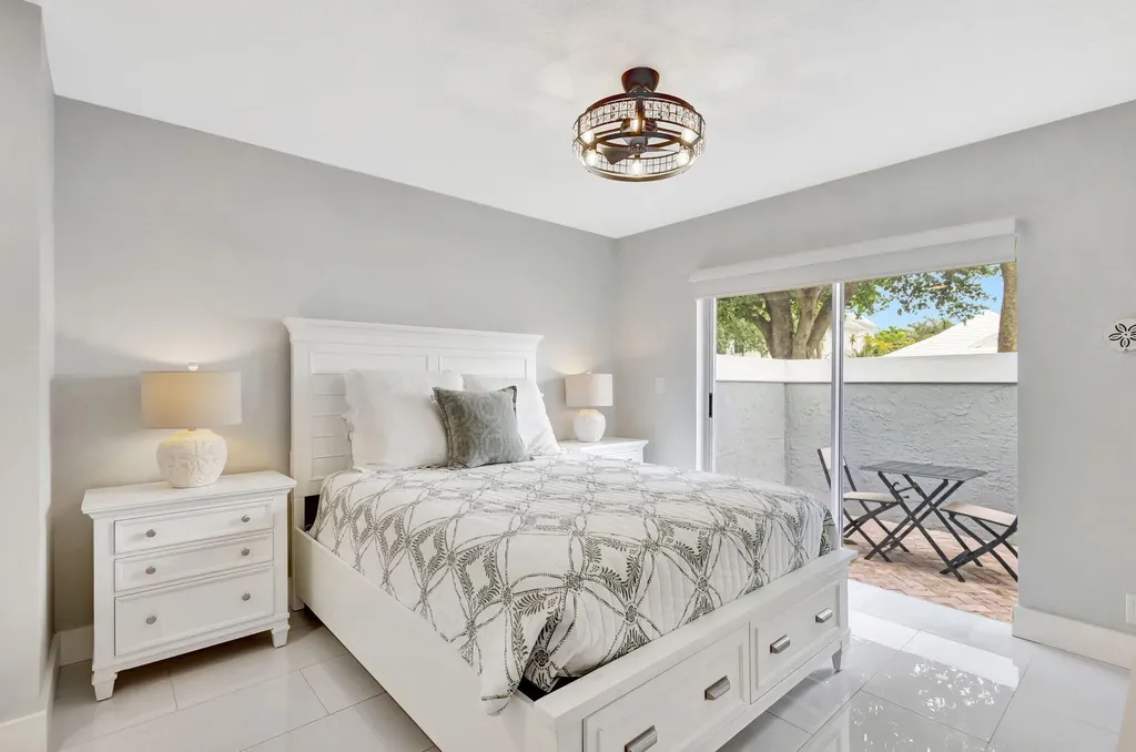 7 Wyndham Lane Palm Beach Gardens FL 33418