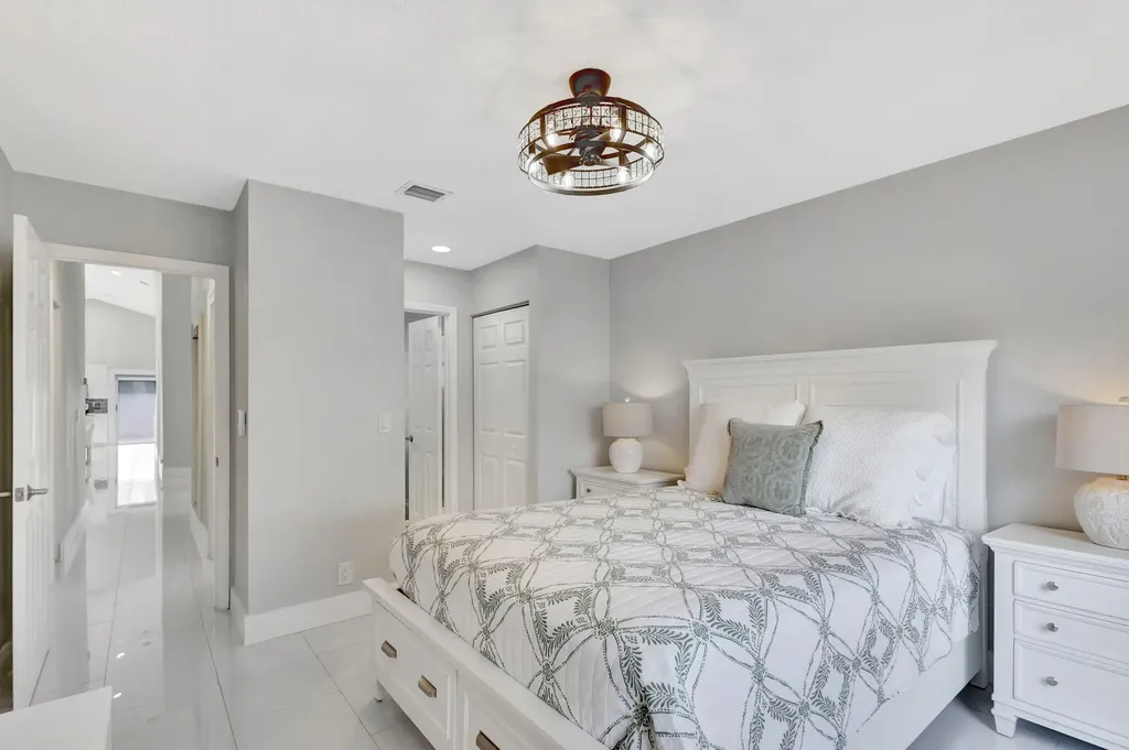 7 Wyndham Lane Palm Beach Gardens FL 33418