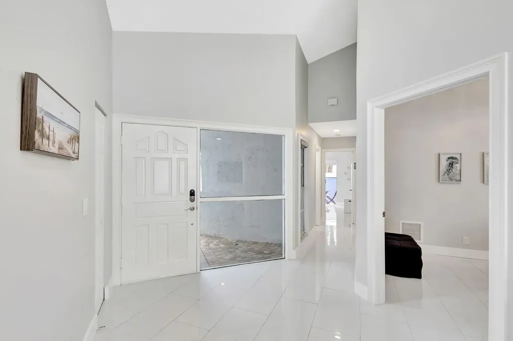7 Wyndham Lane Palm Beach Gardens FL 33418