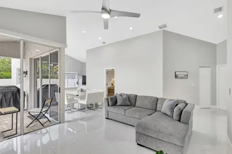 7 Wyndham Lane Palm Beach Gardens FL 33418