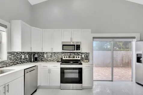 7 Wyndham Lane Palm Beach Gardens FL 33418