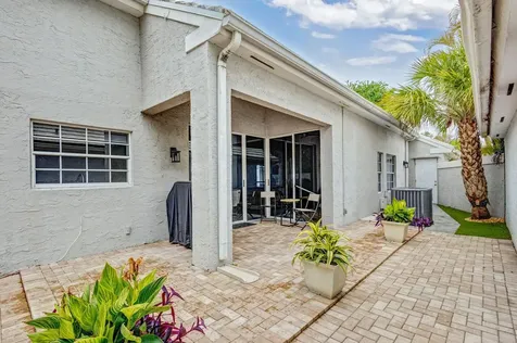 7 Wyndham Lane Palm Beach Gardens FL 33418