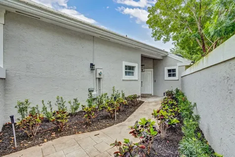 7 Wyndham Lane Palm Beach Gardens FL 33418