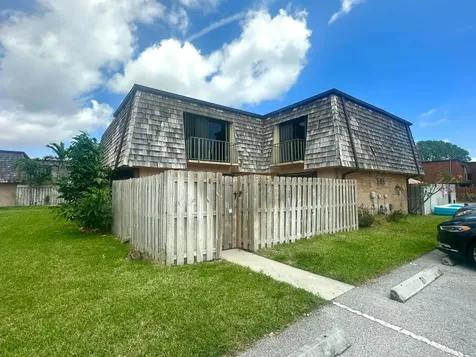 81 Lake Arbor Drive Palm Springs FL 33461