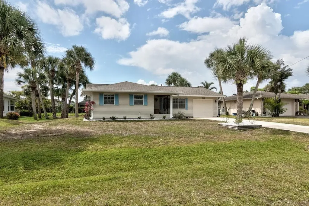 1049 Carnation Drive Sebastian FL 32958