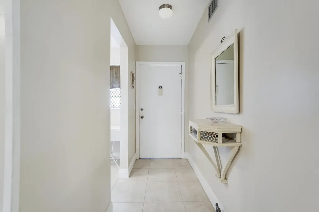 2223 NE 1st Court Boynton Beach FL 33435