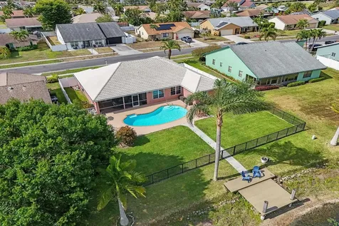 8425 Blue Cypress Drive Lake Worth FL 33467