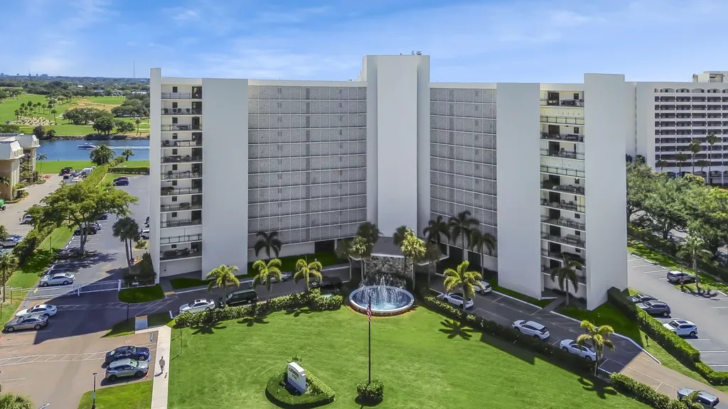 336 Golfview Road North Palm Beach FL 33408