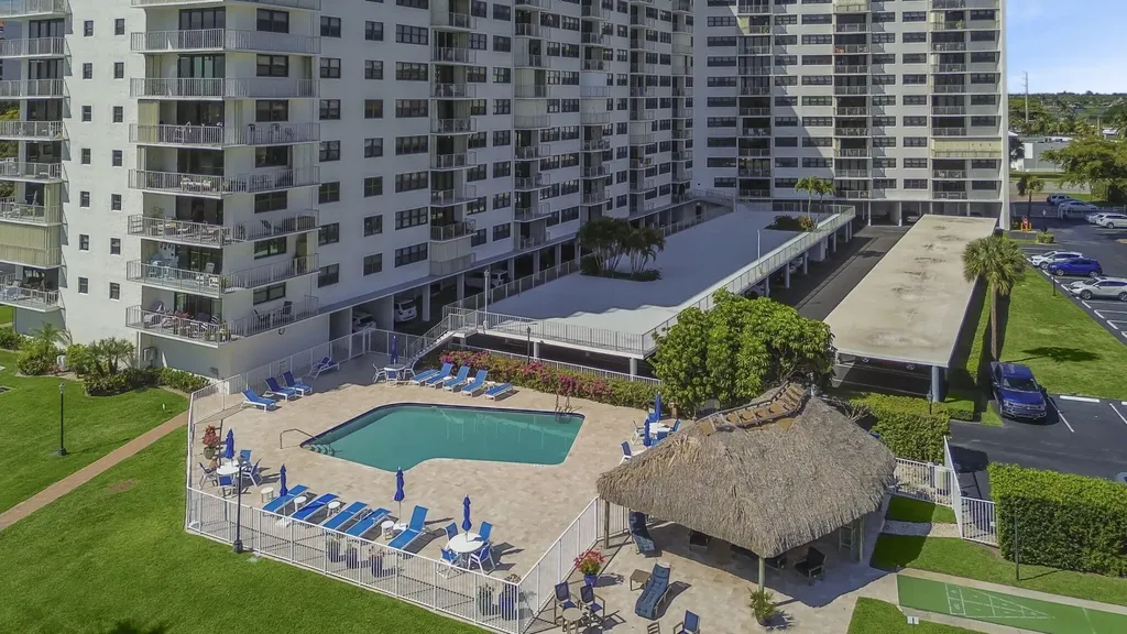 336 Golfview Road North Palm Beach FL 33408