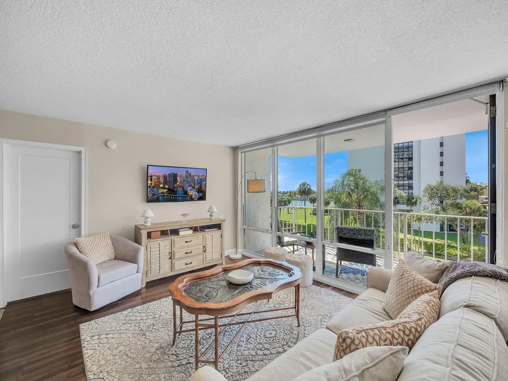 336 Golfview Road North Palm Beach FL 33408