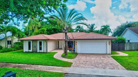 4770 Fox Hunt Trail Boca Raton FL 33487