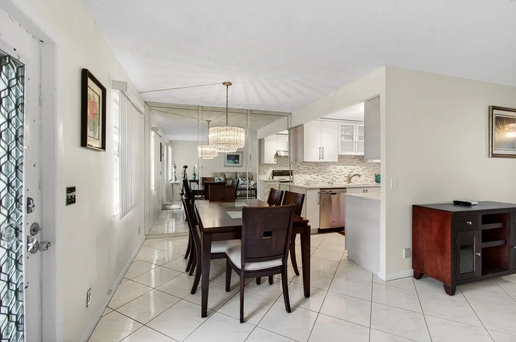 2070 Guildford D Boca Raton FL 33434