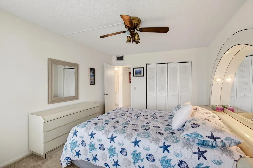 2070 Guildford D Boca Raton FL 33434