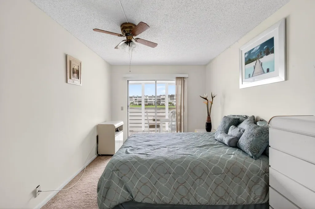 2070 Guildford D Boca Raton FL 33434