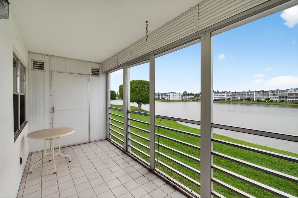 2070 Guildford D Boca Raton FL 33434