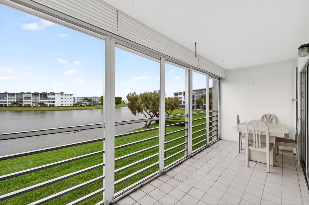 2070 Guildford D Boca Raton FL 33434