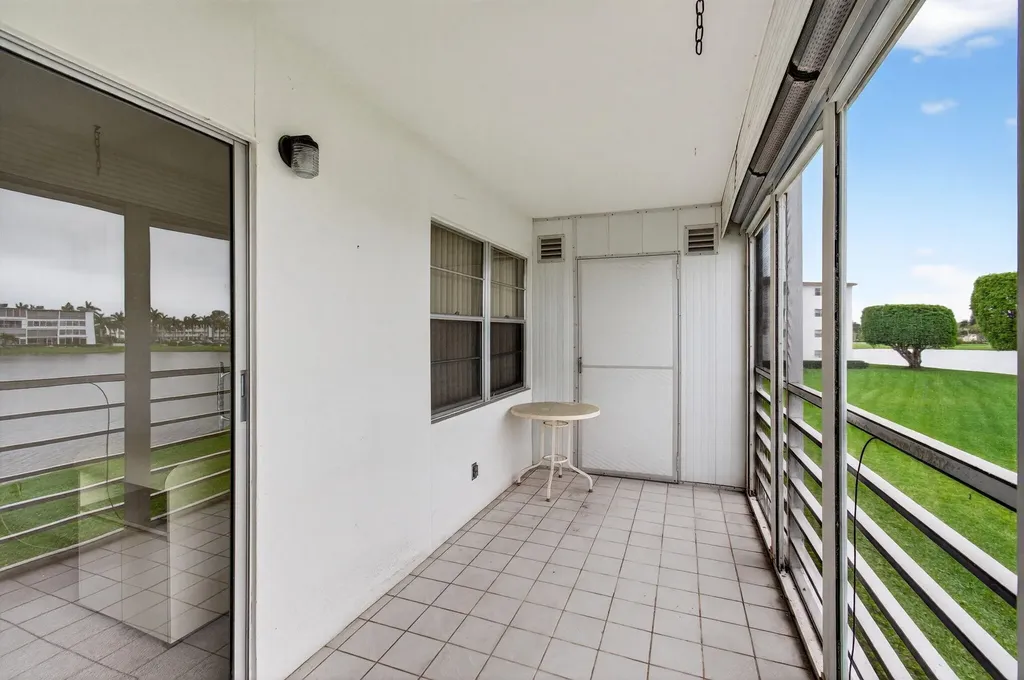2070 Guildford D Boca Raton FL 33434