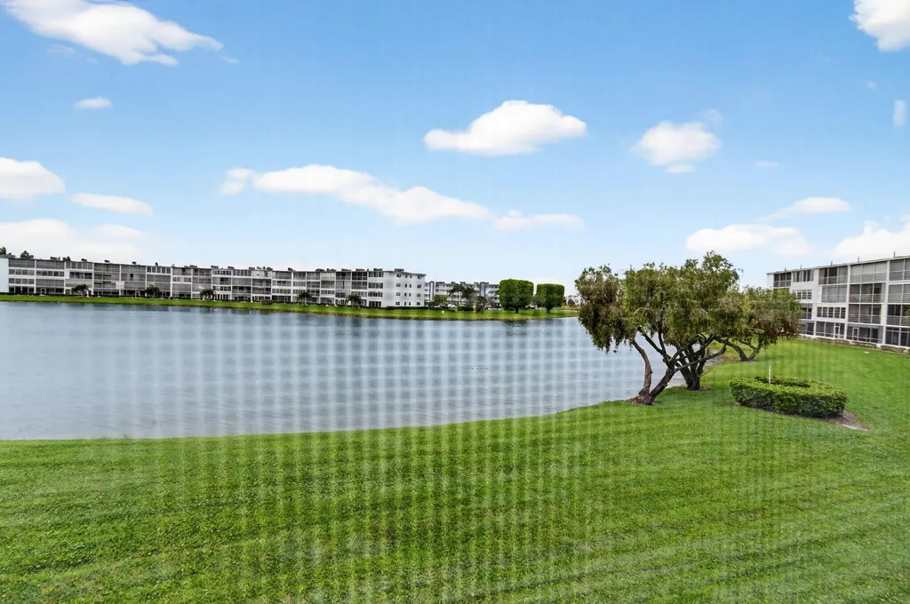 2070 Guildford D Boca Raton FL 33434