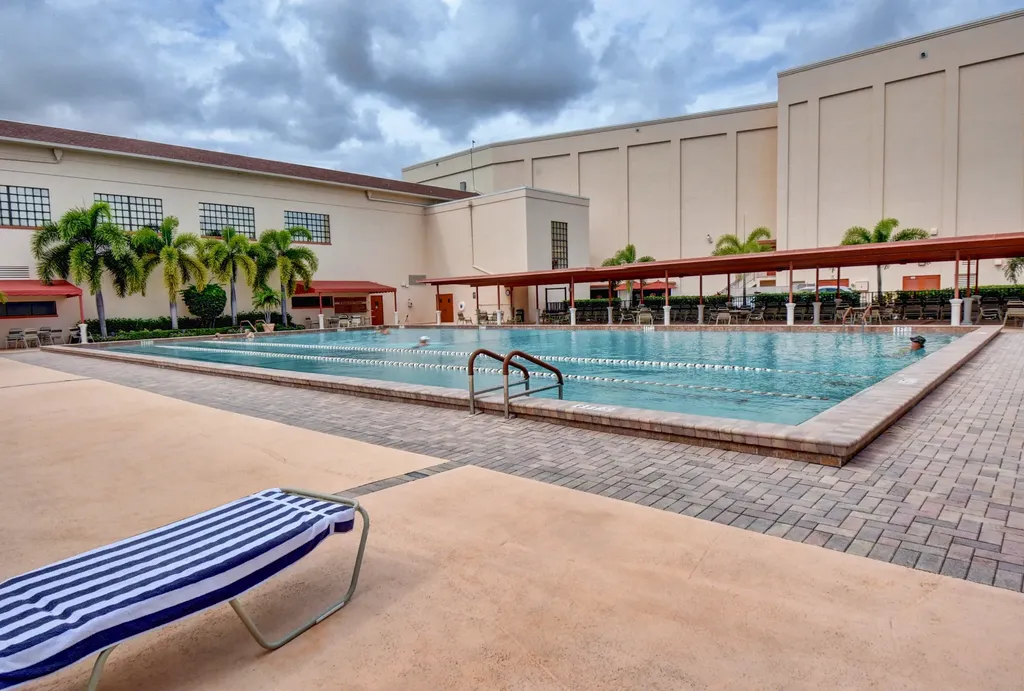 2070 Guildford D Boca Raton FL 33434