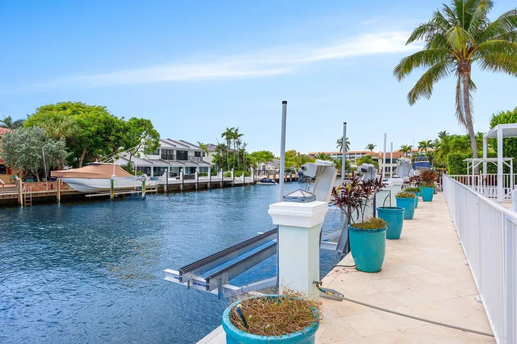 960 Dogwood Drive Delray Beach FL 33483