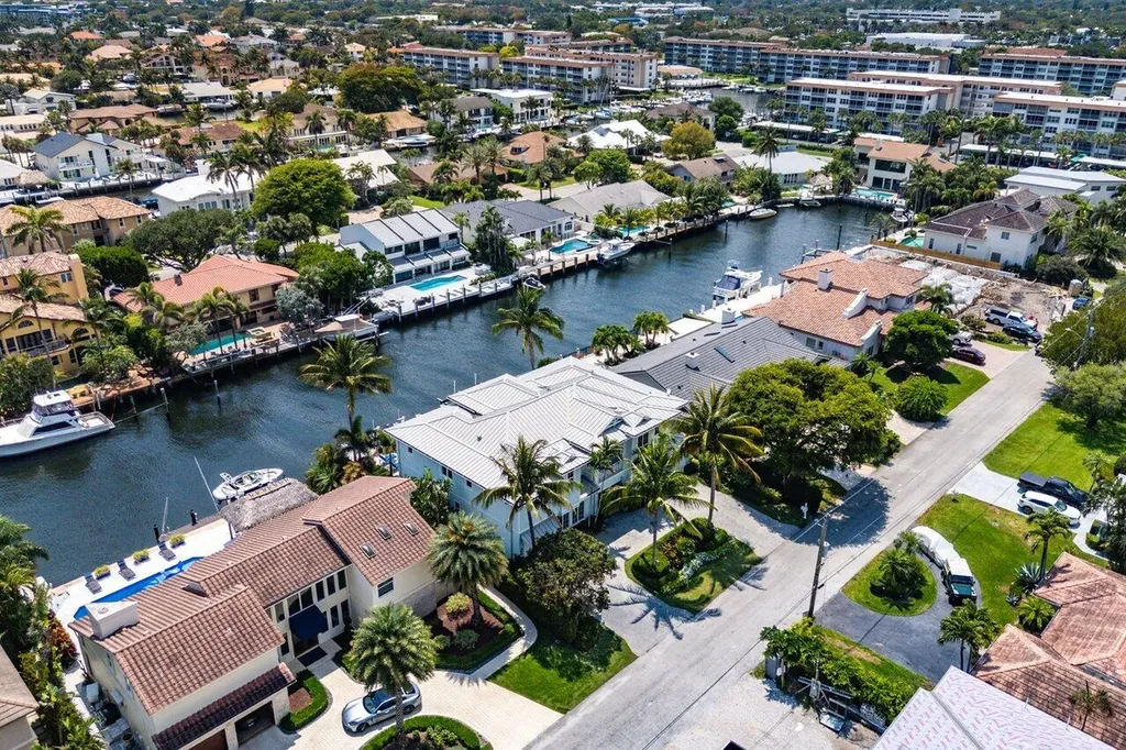 960 Dogwood Drive Delray Beach FL 33483