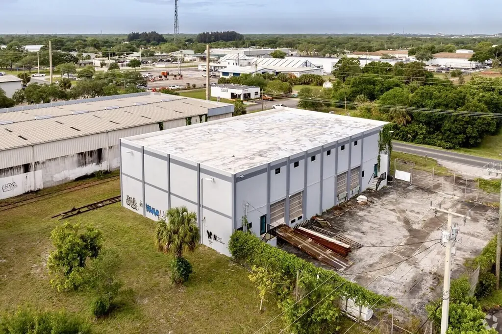 3490 Oleander Avenue Fort Pierce FL 34982