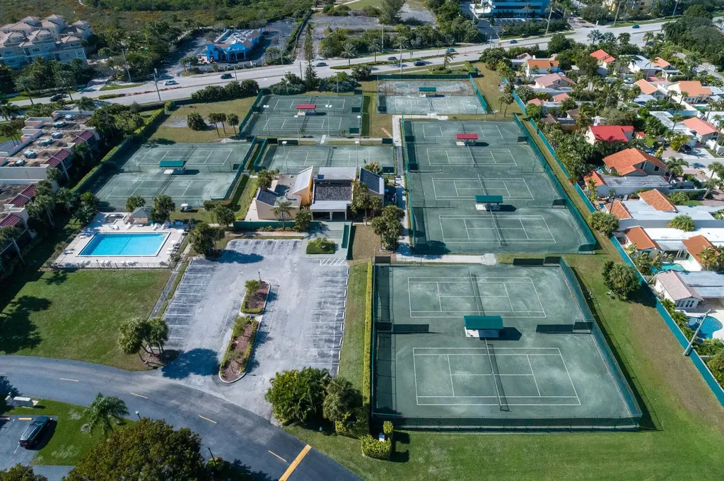 1605 Us-1 Jupiter FL 33477