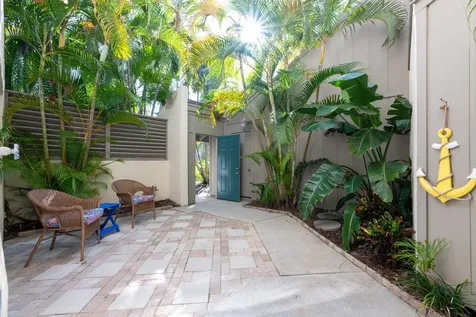 1605 Us-1 Jupiter FL 33477