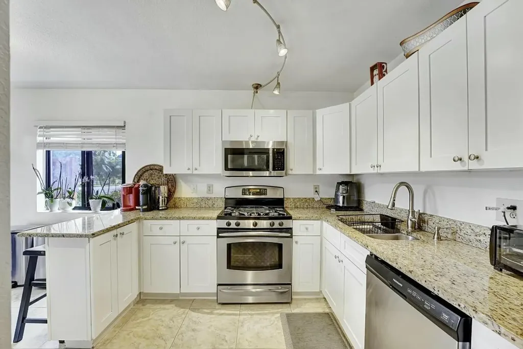 5337 Fountains Drive S Lake Worth FL 33467