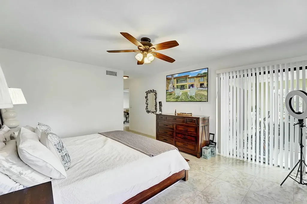 5337 Fountains Drive S Lake Worth FL 33467