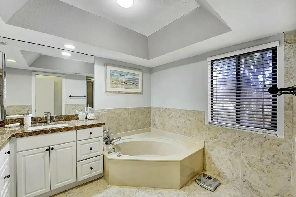 5337 Fountains Drive S Lake Worth FL 33467