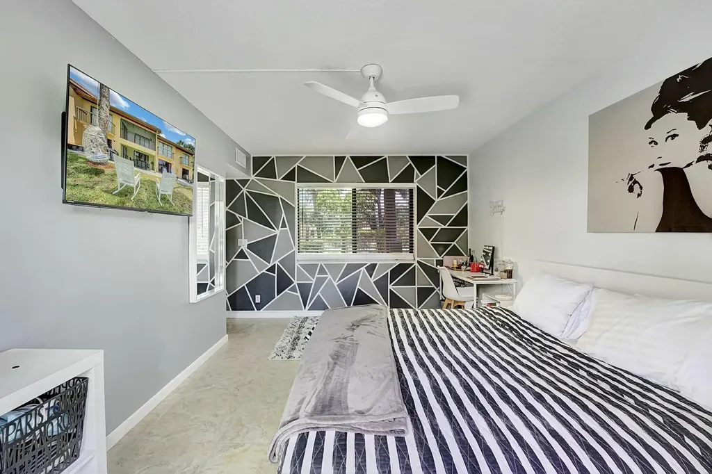 5337 Fountains Drive S Lake Worth FL 33467