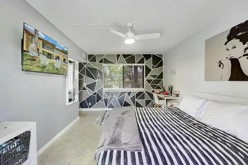 5337 Fountains Drive S Lake Worth FL 33467