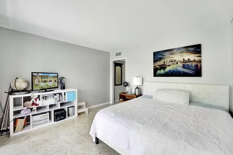 5337 Fountains Drive S Lake Worth FL 33467