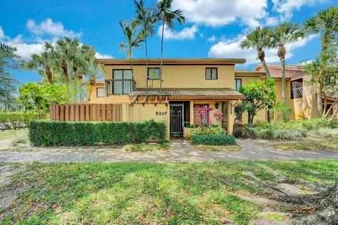 5337 Fountains Drive S Lake Worth FL 33467