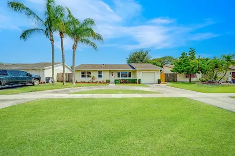 9500 Affirmed Lane Boca Raton FL 33496